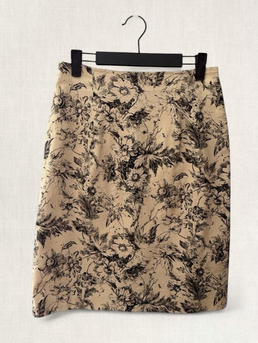 Beige Floral Pencil Skirt